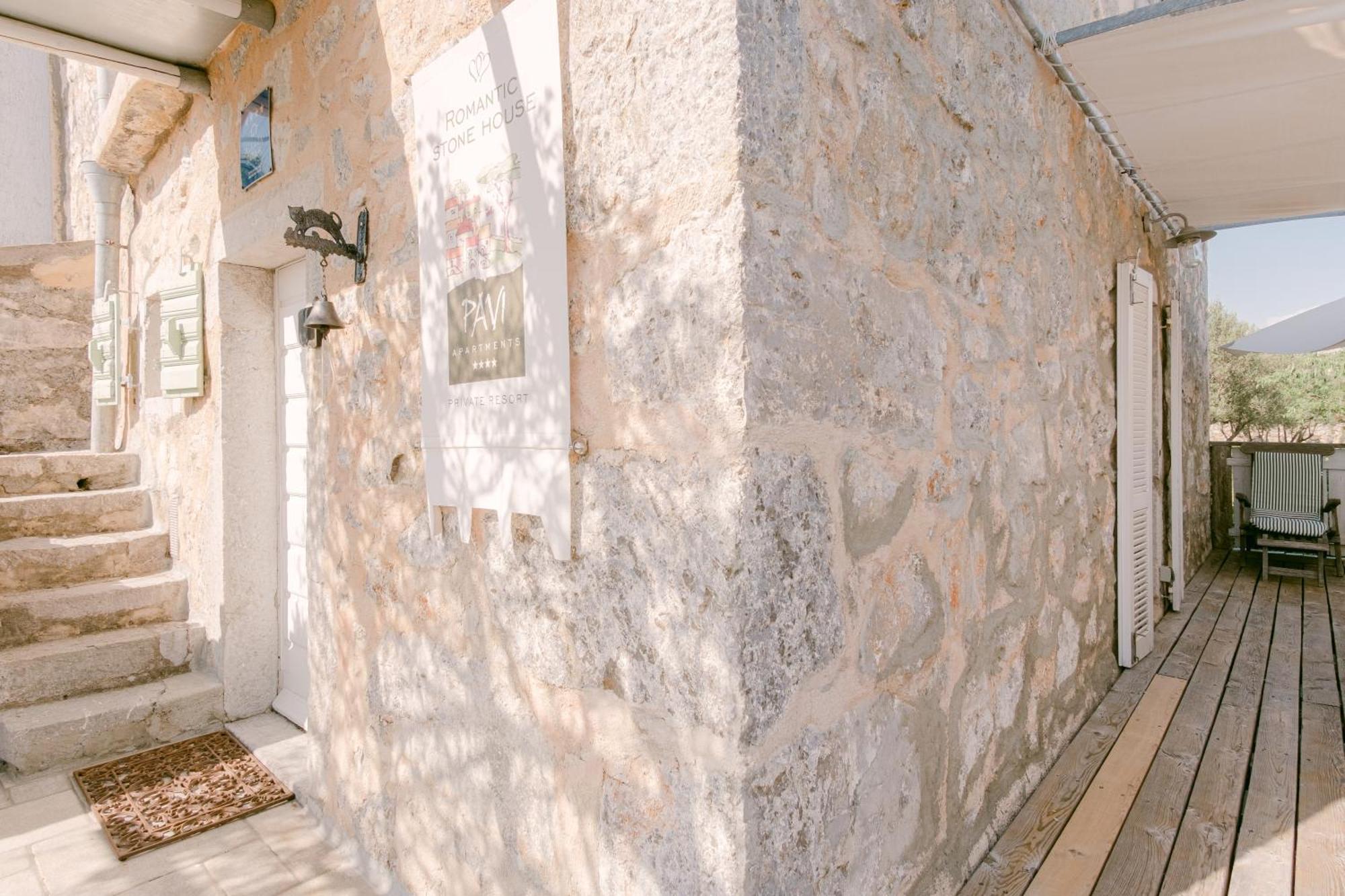 Pavi Apartments Romantic Stone House K13 Kornic Exterior photo